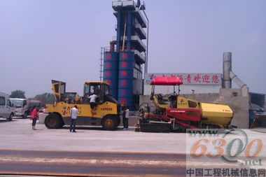 山东临工 以专注服务铸就路面机械可靠品牌